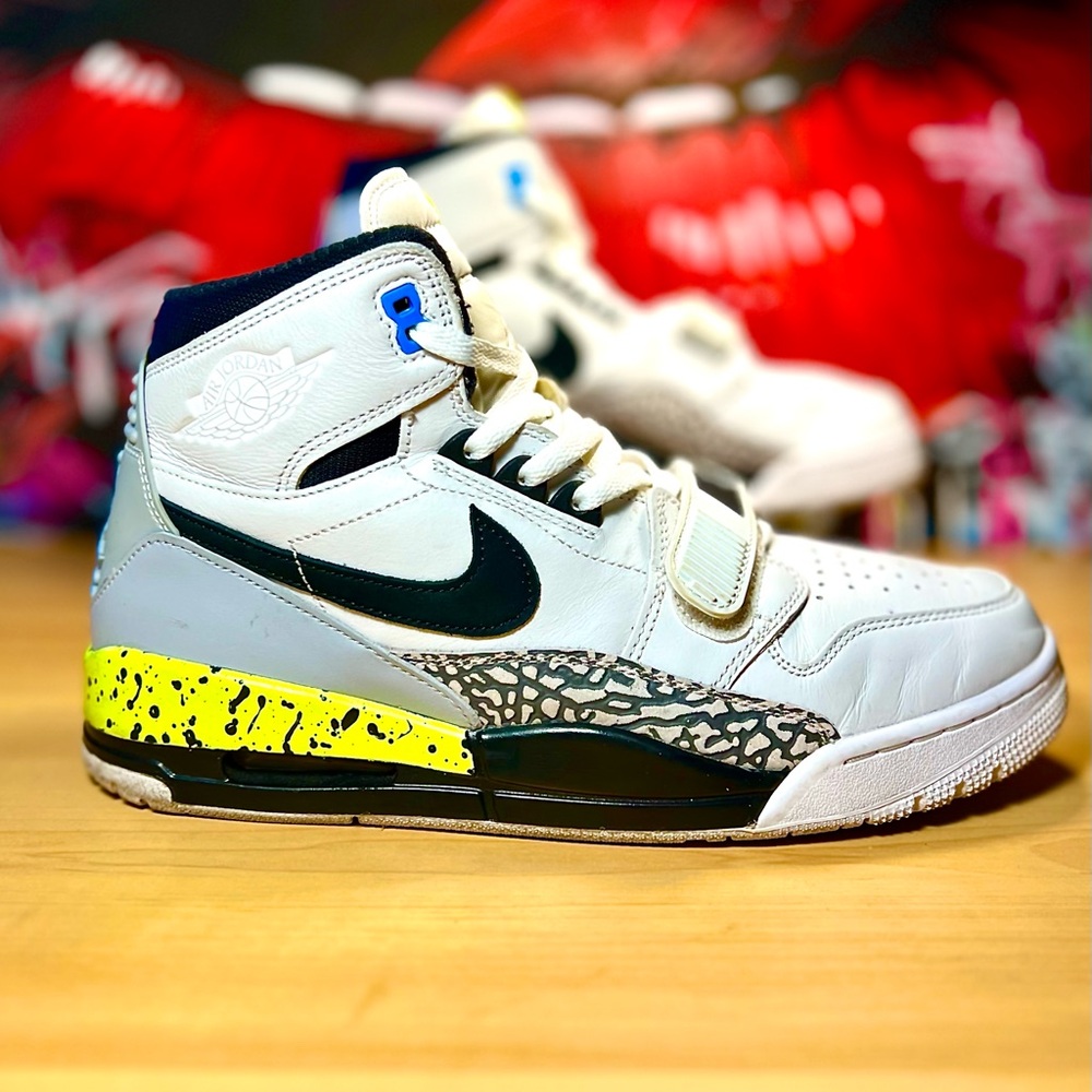 *SOLD* NIKE || AIR JORDAN LEGACY 312 “BILLY HOYLE” || VOLT || SZ 12